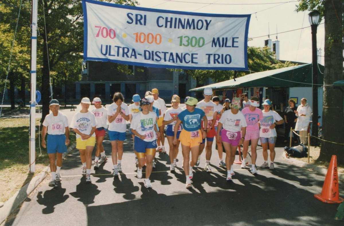 start womens 700.jpg